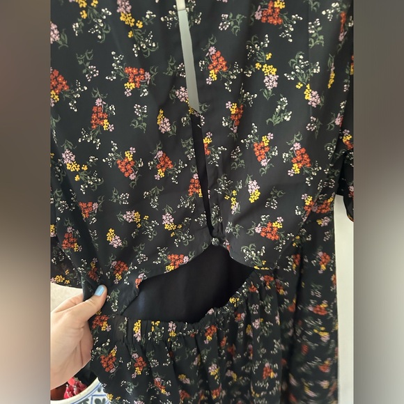Abercrombie Floral Dress - Picture 5 of 5